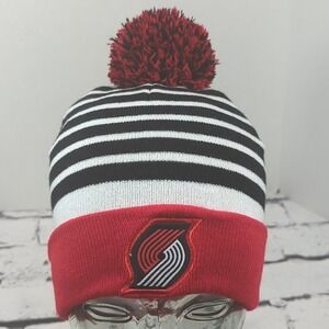 Trailblazer‎ Pom Pom Beanie Cap Hat Red White Black